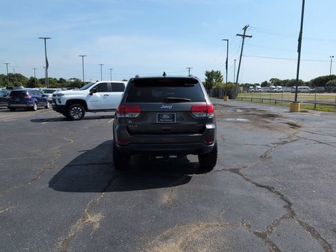 Used 2016 Jeep Grand Cherokee Laredo w/ Quick Order Package 23E AWD/4WD image 6