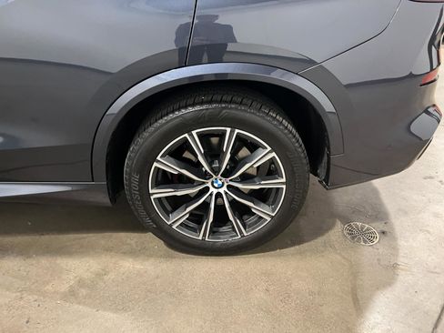 Used 2022 BMW X5 xDrive40i w/ M Sport Package image 47