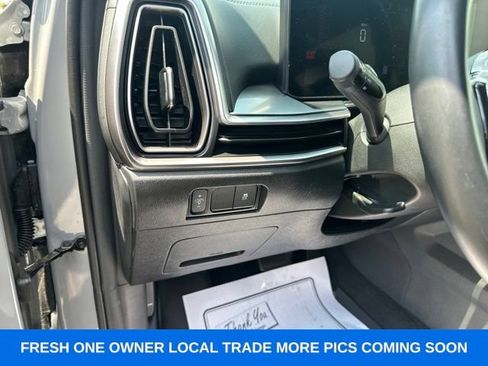 Used 2025 Kia Sorento S w/ Panoramic Sunroof Package FWD image 37