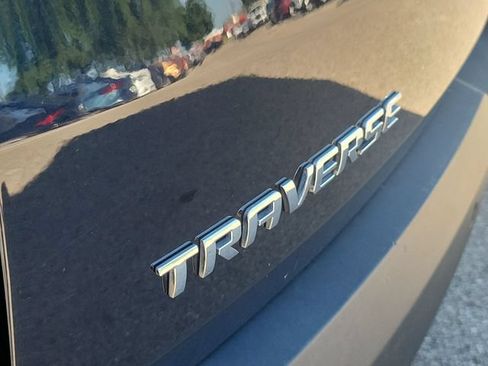 Used 2020 Chevrolet Traverse LT FWD image 34