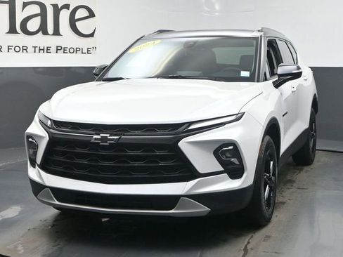 Used 2024 Chevrolet Blazer LT w/ Sound & Technology Package image 7