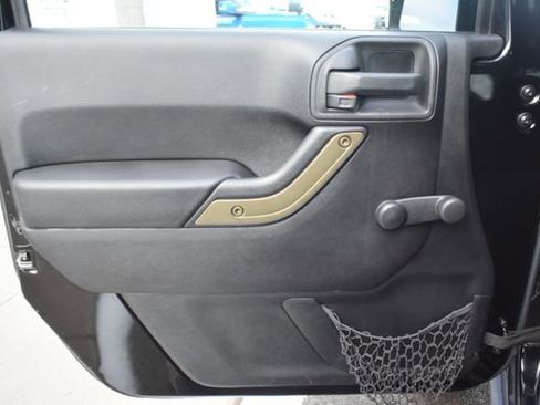 Used 2015 Jeep Wrangler Unlimited Sport AWD/4WD image 14