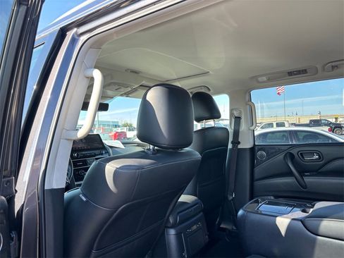 Used 2024 INFINITI QX80 Luxe image 26