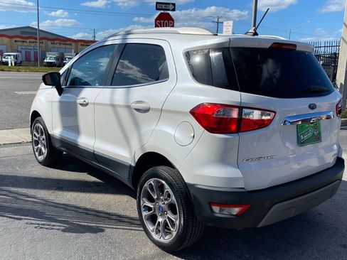 Used 2018 Ford EcoSport Titanium image 6