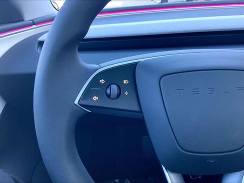 Used 2024 Tesla Model 3 Standard Range image 20