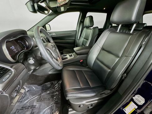 Used 2018 Jeep Grand Cherokee Limited AWD/4WD image 28