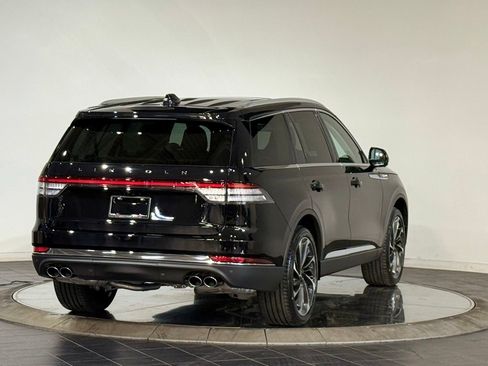 New 2026 Lincoln Aviator Reserve image 9