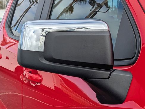 Used 2025 Chevrolet Silverado 1500 LT image 12