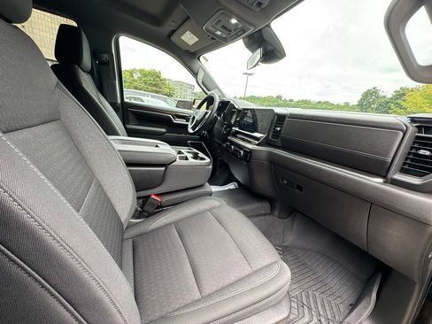 Used 2023 Chevrolet Silverado 1500 LT AWD/4WD image 21