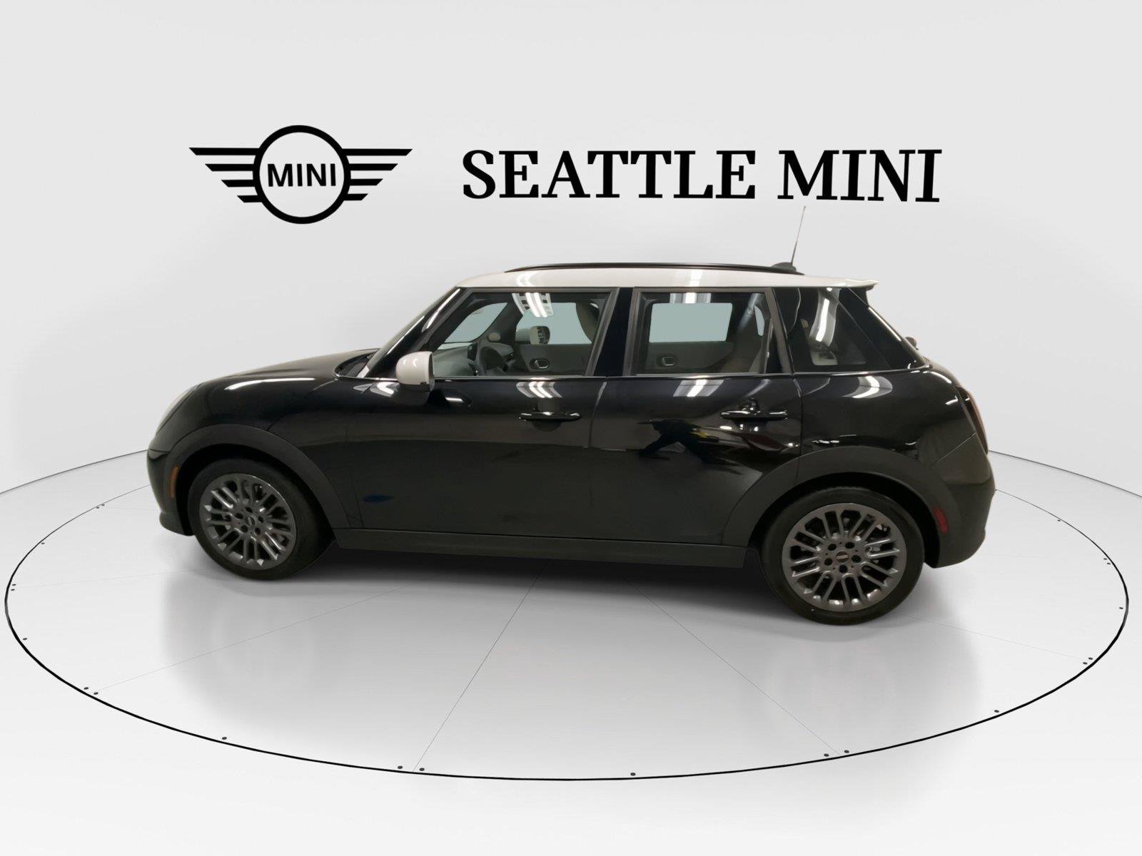 Used 2026 MINI Cooper S FWD image 7