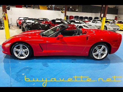 Used 2008 Chevrolet Corvette Convertible RWD image 8