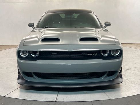 Used 2019 Dodge Challenger SRT Hellcat Redeye RWD image 9