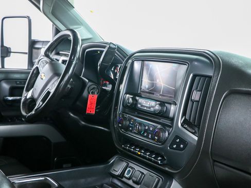Used 2016 Chevrolet Silverado 2500 LTZ w/ Duramax Plus Package AWD/4WD image 28
