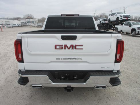 New 2026 GMC Sierra 1500 SLT w/ SLT Premium Plus Package image 6