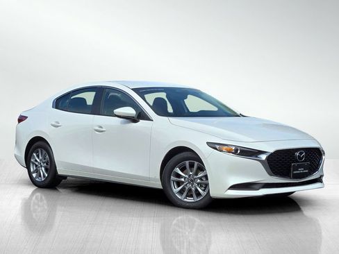 Certified 2025 MAZDA MAZDA3 s FWD image 1