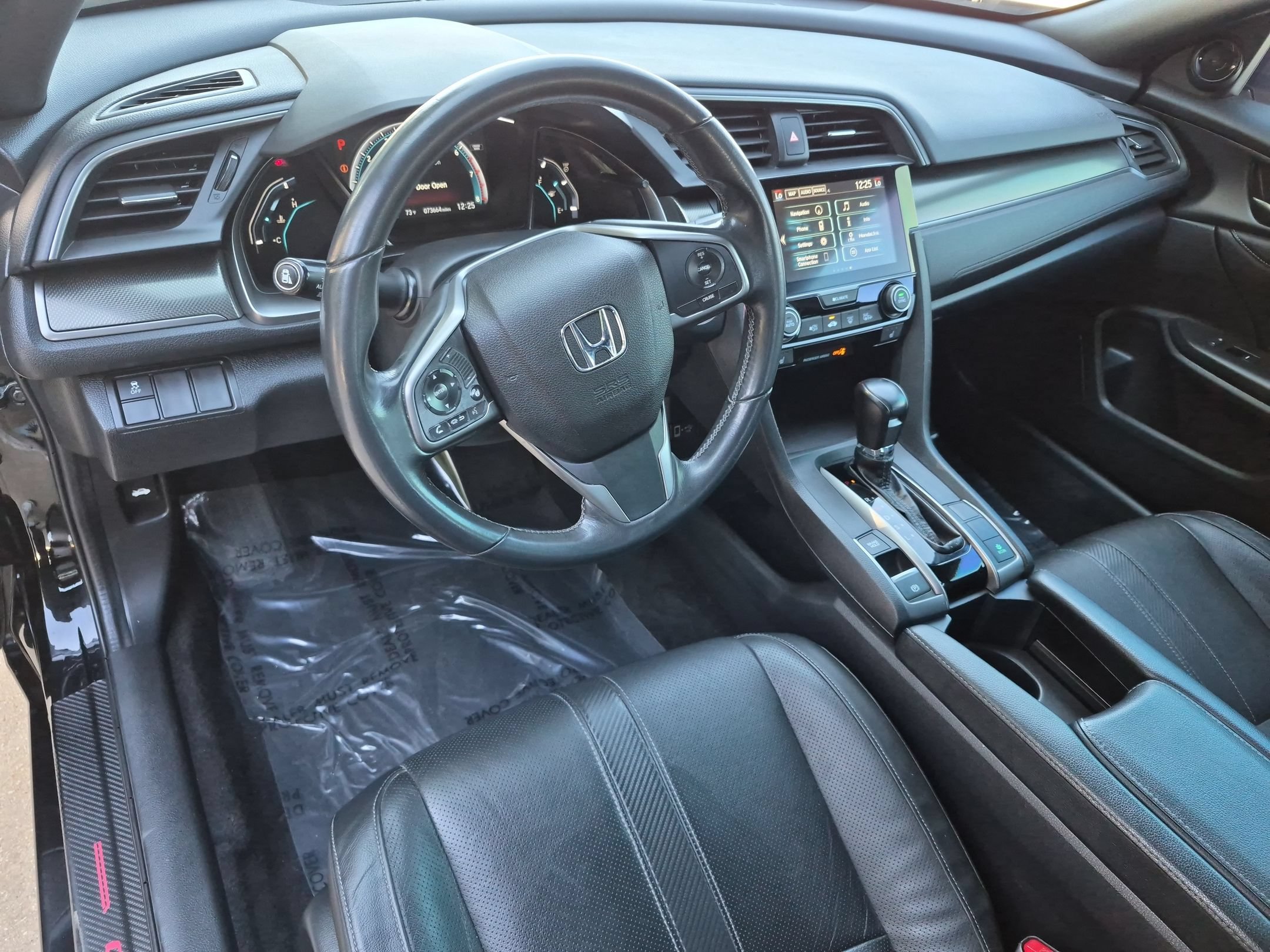 Used 2018 Honda Civic EX-L image 10
