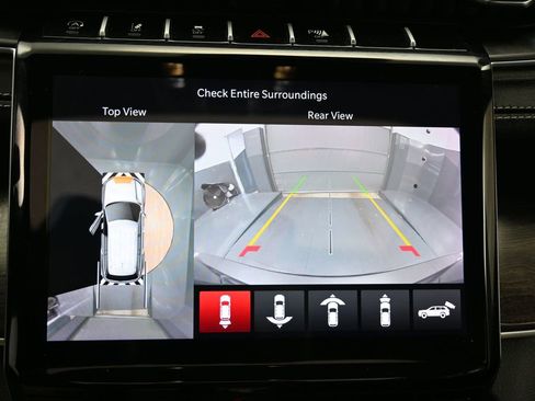 Used 2024 Jeep Grand Cherokee L Limited w/ Luxury Tech Group II image 24