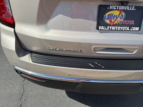 Used 2022 GMC Yukon SLT RWD image 7