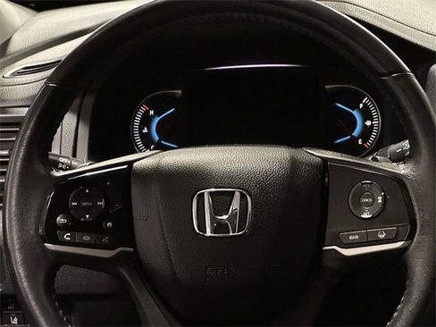 Certified 2022 Honda Pilot Touring image 21