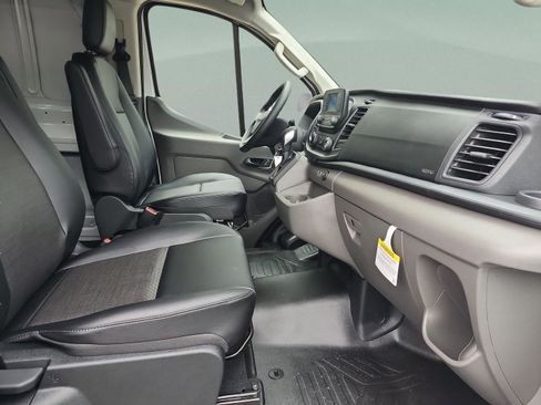 New 2025 Ford Transit 250 Low Roof AWD image 15