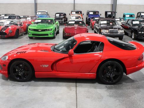 Used 1997 Dodge Viper GTS RWD image 28