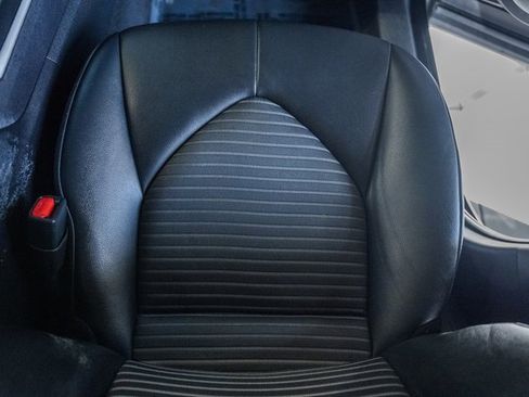 Used 2022 Toyota Highlander XSE image 32