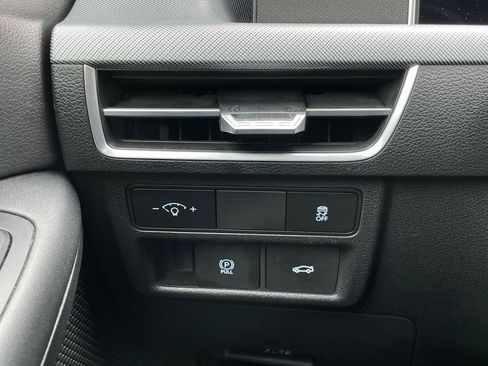 Used 2025 Hyundai Sonata SEL FWD image 13