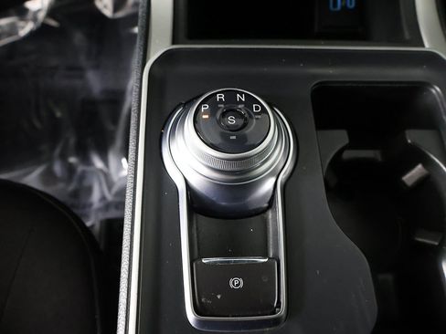 Used 2022 Ford Edge SE w/ Black Appearance Package image 39