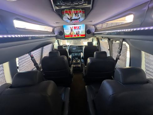 Used 2016 GMC Savana 2500 Extended image 71