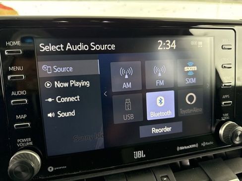 Used 2020 Toyota RAV4 Limited image 16