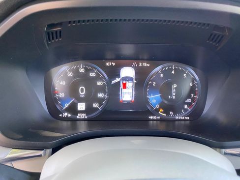 Used 2021 Volvo XC60 T5 Momentum AWD/4WD image 65