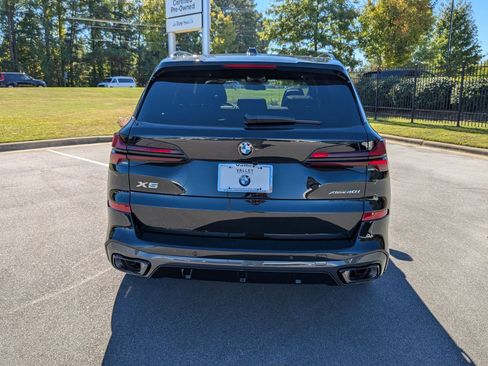 New 2026 BMW X5 xDrive40i w/ M Sport Package image 4