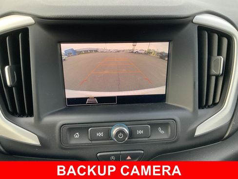 Used 2022 GMC Terrain SLE w/ Elevation Edition image 37