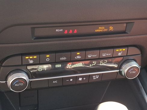 Used 2023 MAZDA CX-5 Carbon Edition image 16