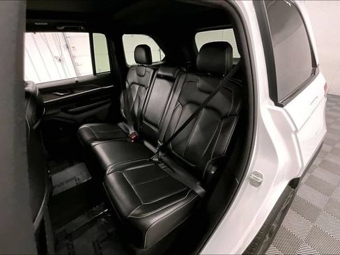 Used 2024 Jeep Grand Cherokee Limited w/ Luxury Tech Group II AWD/4WD image 25