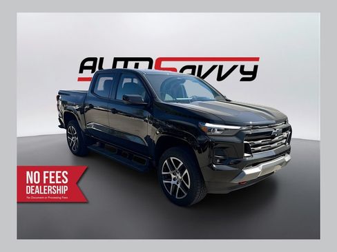 Used 2024 Chevrolet Colorado Z71 w/ Advanced Trailering Package AWD/4WD image 1