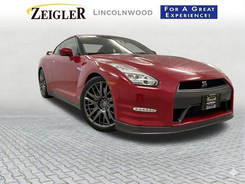 Used 2016 Nissan GT-R Premium AWD/4WD image 56