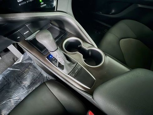 Used 2023 Toyota Camry LE image 25