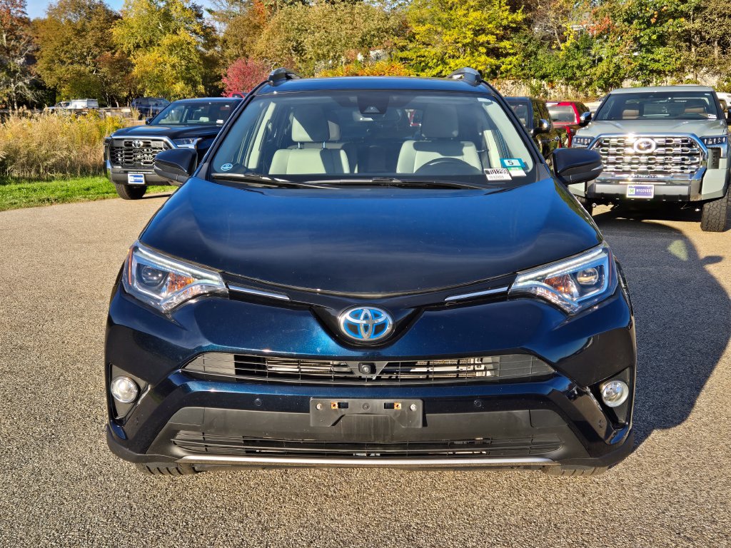 Used 2017 Toyota RAV4 Limited AWD/4WD image 9
