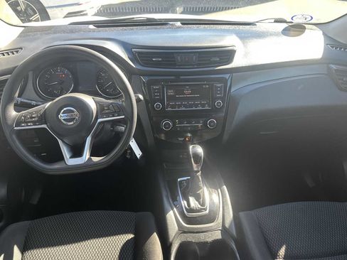 Used 2019 Nissan Rogue Sport S w/ Appearance Package image 7