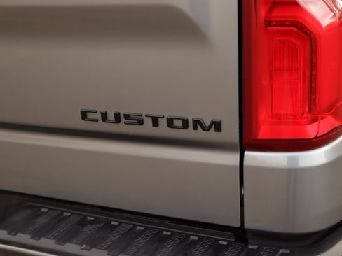 Used 2021 Chevrolet Silverado 1500 Custom w/ LPO, Dark Essentials Package image 32