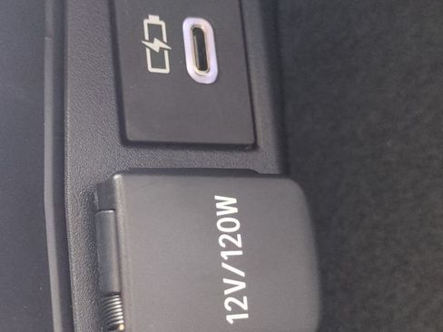 Used 2025 Toyota Corolla SE FWD image 23