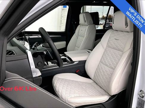Used 2026 Cadillac Escalade V image 35