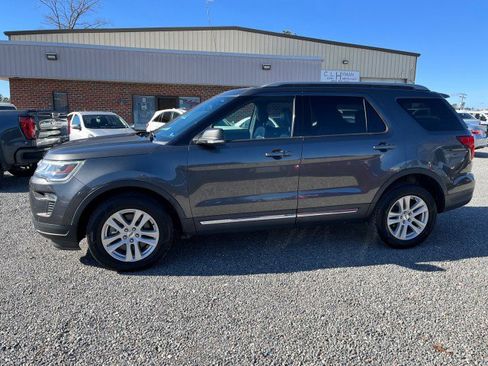 Used 2019 Ford Explorer XLT w/ Equipment Group 202A image 1