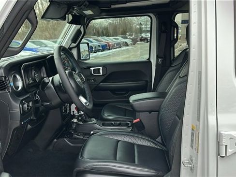 Used 2024 Jeep Wrangler High Altitude image 10