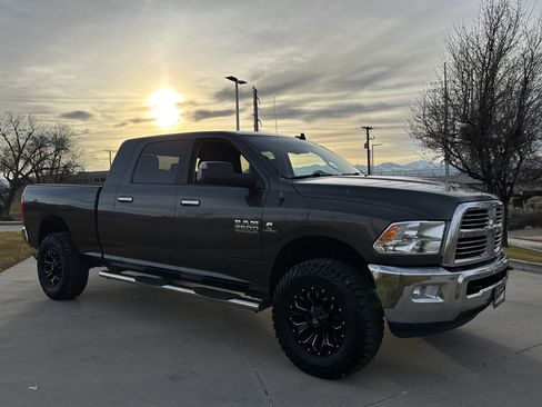 Used 2017 RAM 2500 Big Horn image 7