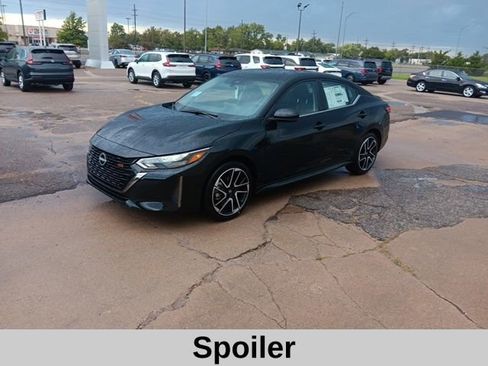 New 2025 Nissan Sentra SR image 9