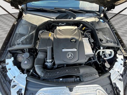 Used 2018 Mercedes-Benz C 300 4MATIC Coupe image 18