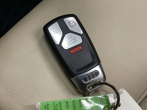 Used 2022 Audi Q5 e Prestige image 30