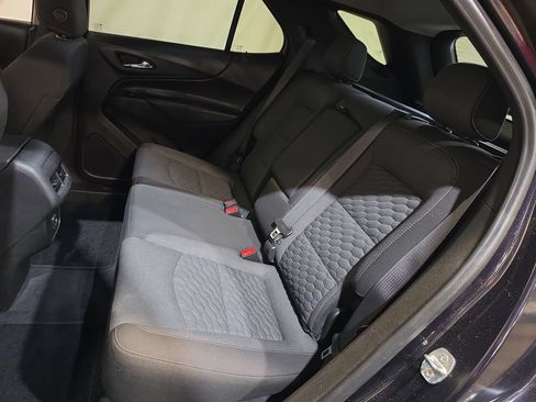 Used 2021 Chevrolet Equinox LT w/ Driver Convenience Package FWD image 23